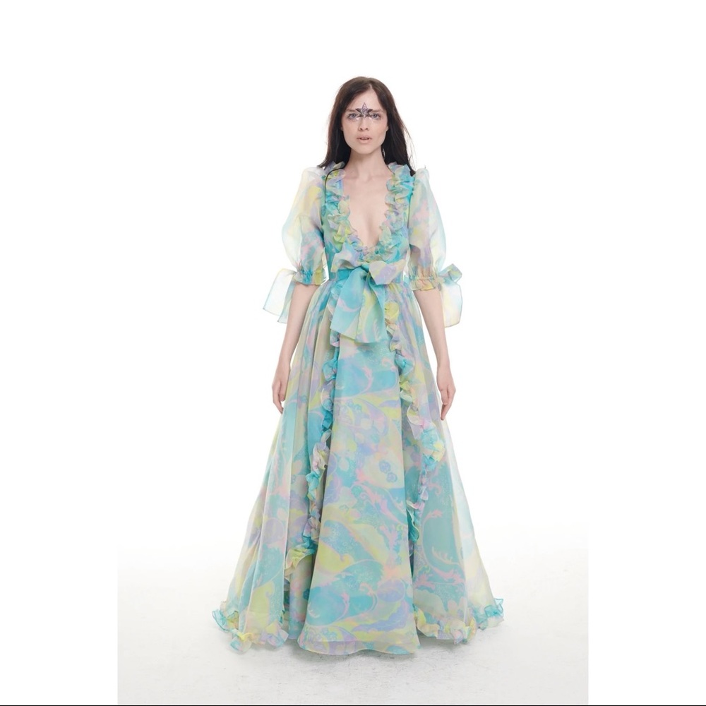 NWT Selkie Electric Lady Marie gown size large